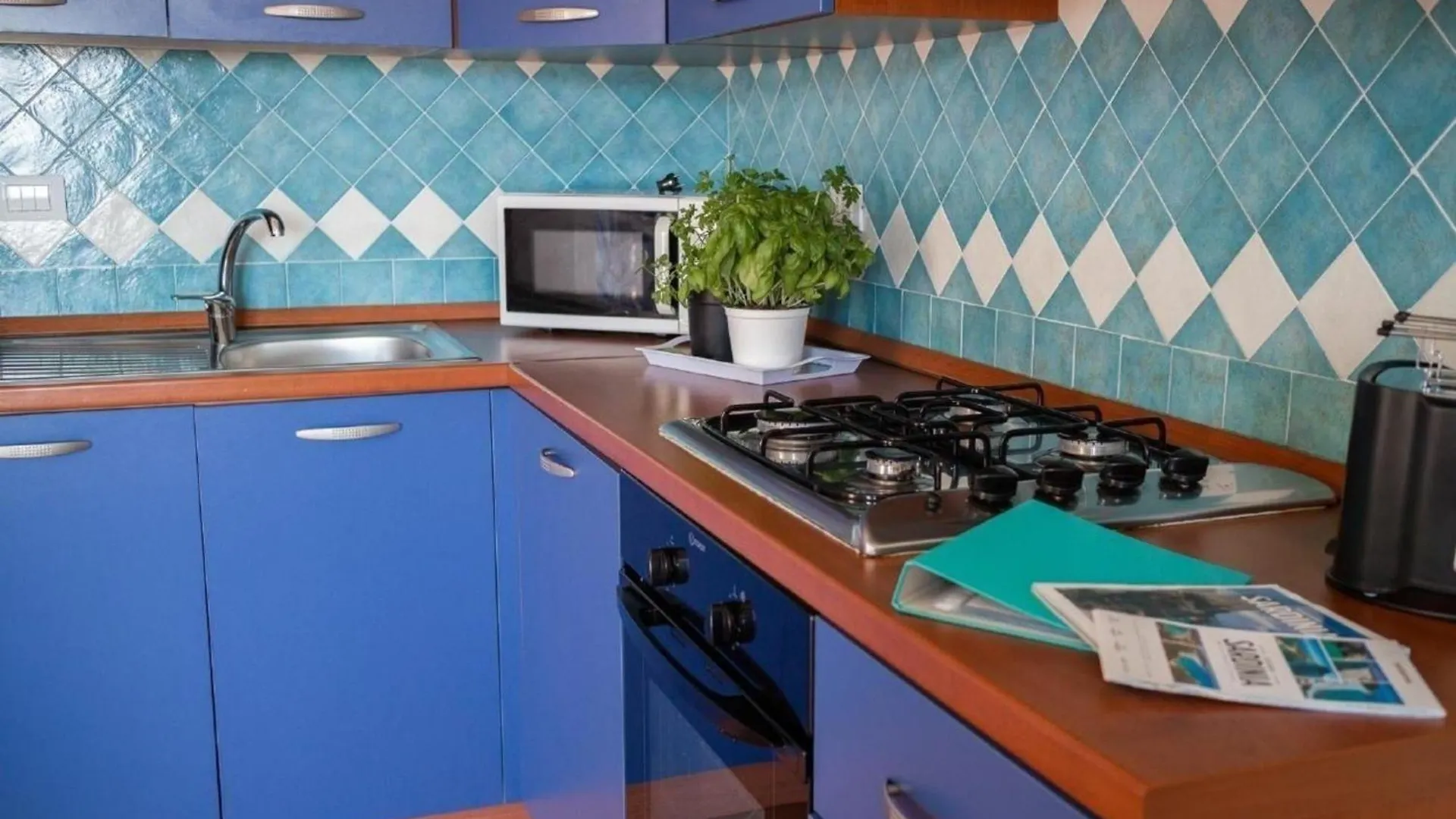 Nette Wohnung In Budoni Mit Gemeinschaftlichem Pool, Grill Und Terrasse Und Meerblick Tanaunella 0*,  Italy